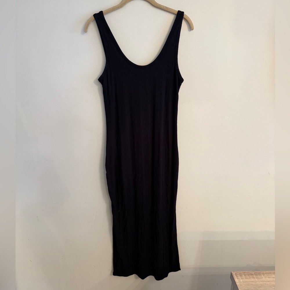 Old Navy Black Sleeveless Dress